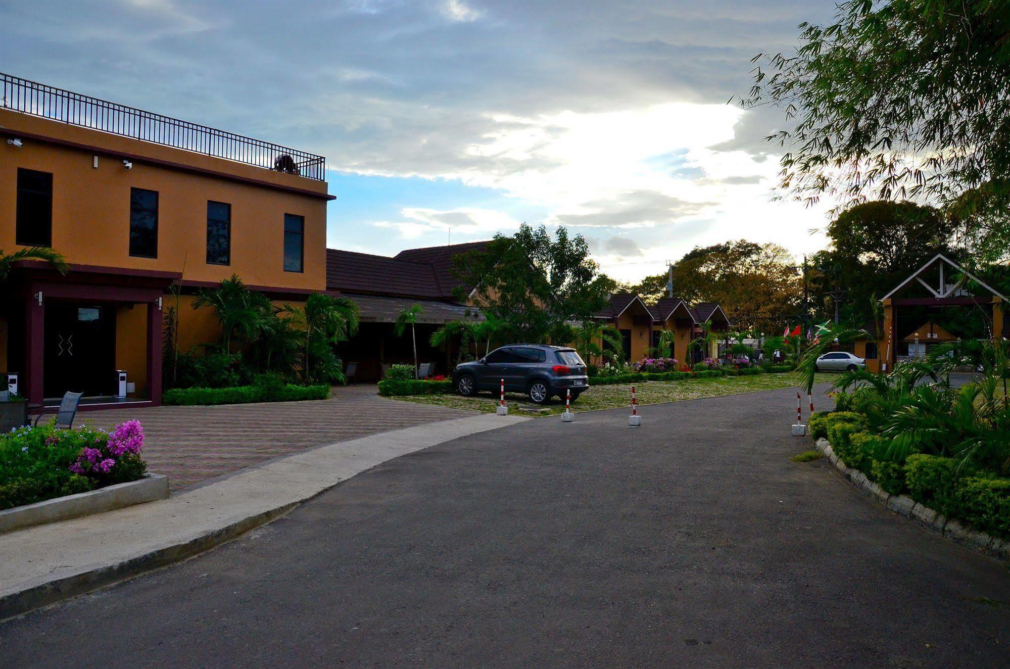 Donway, A Jamaican Style Village Montego Bay Exterior photo
